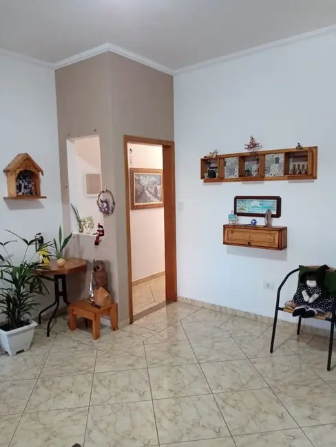 Foto 9 de Casa com 3 quartos à venda, 180m2 em Vila São José, Taubate - SP