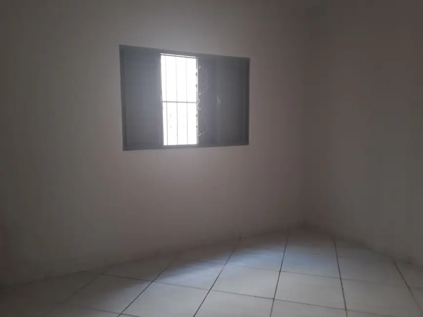 Foto 9 de Casa com 2 quartos à venda, 63m2 em Residencial Maricá, Pindamonhangaba - SP