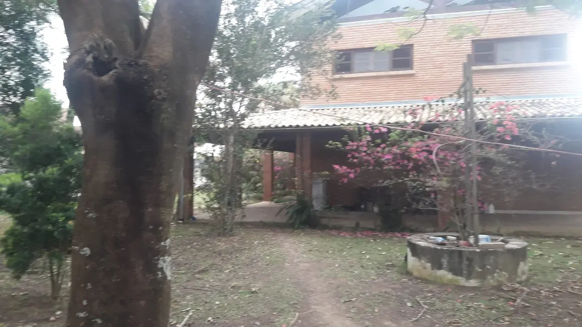 Foto 2 de Casa com 3 quartos à venda, 260m2 em Pindamonhangaba - SP