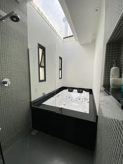 Foto 7 de Casa de Condomínio com 3 quartos à venda, 275m2 em Tremembe - SP