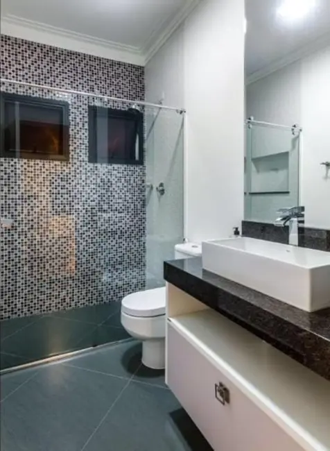 Foto 1 de Casa de Condomínio com 3 quartos à venda, 275m2 em Tremembe - SP