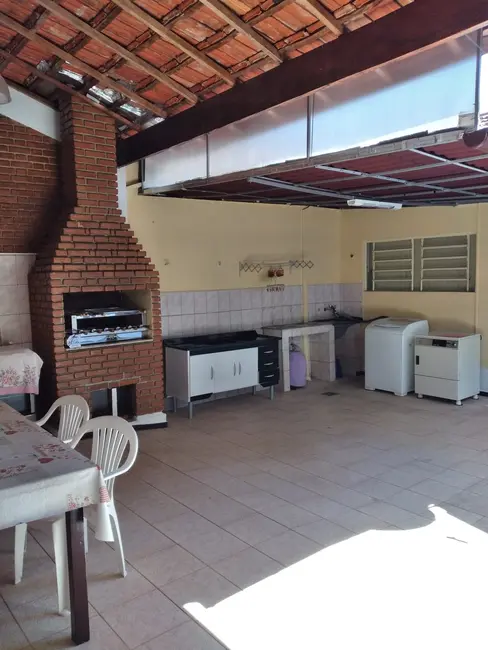 Foto 8 de Casa com 3 quartos à venda, 169m2 em Jardim Independência, Taubate - SP