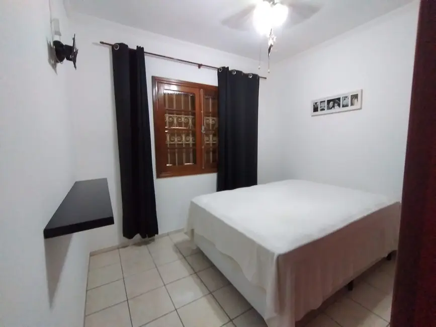 Foto 6 de Casa com 3 quartos à venda, 169m2 em Jardim Independência, Taubate - SP