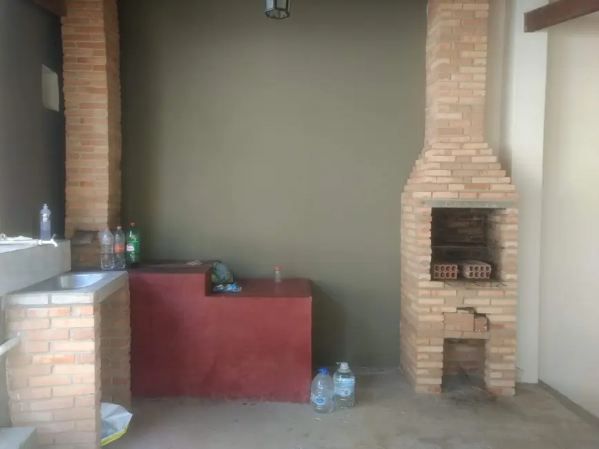 Casa com 2 quartos à venda, 180m2 em Jardim do Vale, Guaratingueta - SP - imagem 8 Foto 8 de Casa com 2 quartos à venda, 180m2 em Jardim do Vale, Guaratingueta - SP