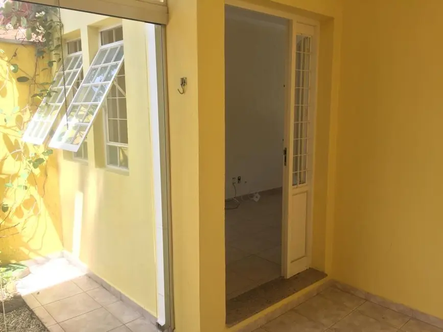 Foto 2 de Casa com 2 quartos à venda, 135m2 em Residencial Campo Belo, Pindamonhangaba - SP