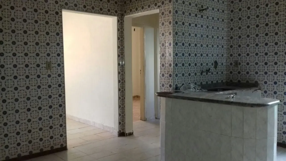 Casa com 2 quartos à venda em Aparecida - SP - imagem 3 Foto 3 de Casa com 2 quartos à venda em Aparecida - SP