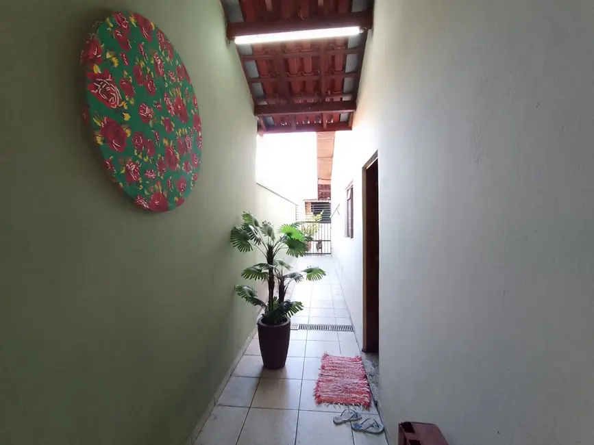 Foto 5 de Casa com 2 quartos à venda, 120m2 em Residencial Maricá, Pindamonhangaba - SP