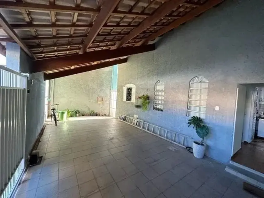 Foto 6 de Casa com 3 quartos à venda, 222m2 em Jardim América, Taubate - SP