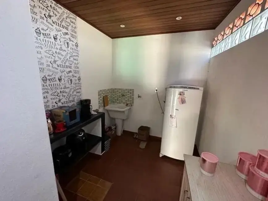 Foto 3 de Casa com 3 quartos à venda, 222m2 em Jardim América, Taubate - SP