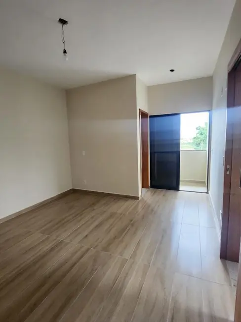 Foto 4 de Casa com 2 quartos à venda, 82m2 em Vila Nossa Senhora das Graças, Taubate - SP
