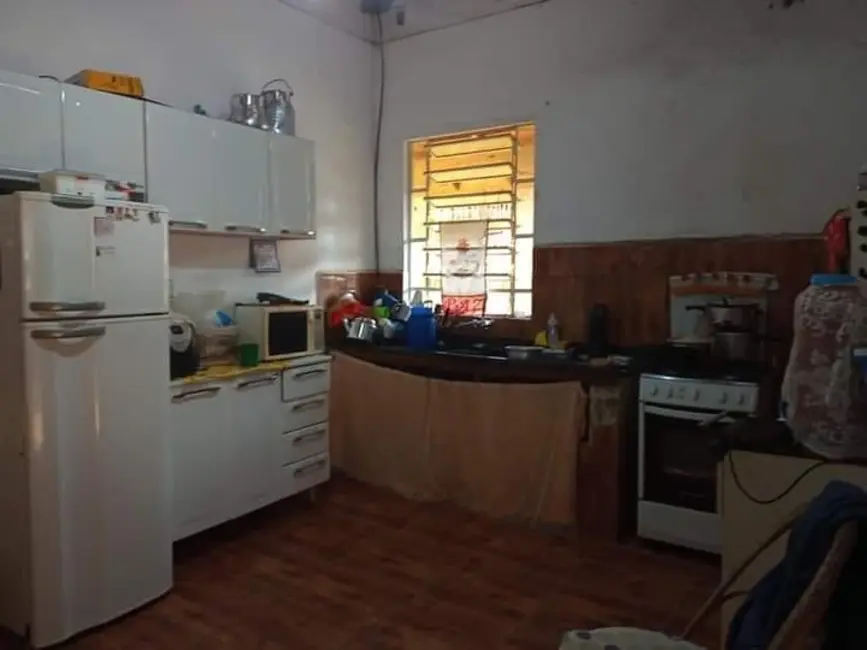 Casa com 2 quartos à venda, 500m2 em Lorena - SP - imagem 4 Foto 4 de Casa com 2 quartos à venda, 500m2 em Lorena - SP