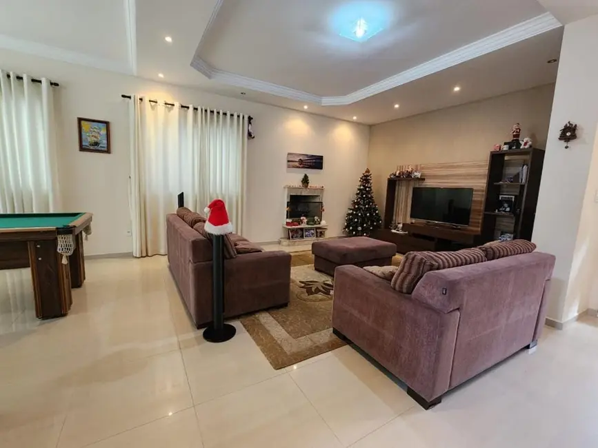 Foto 6 de Casa de Condomínio com 3 quartos à venda, 264m2 em Tremembe - SP