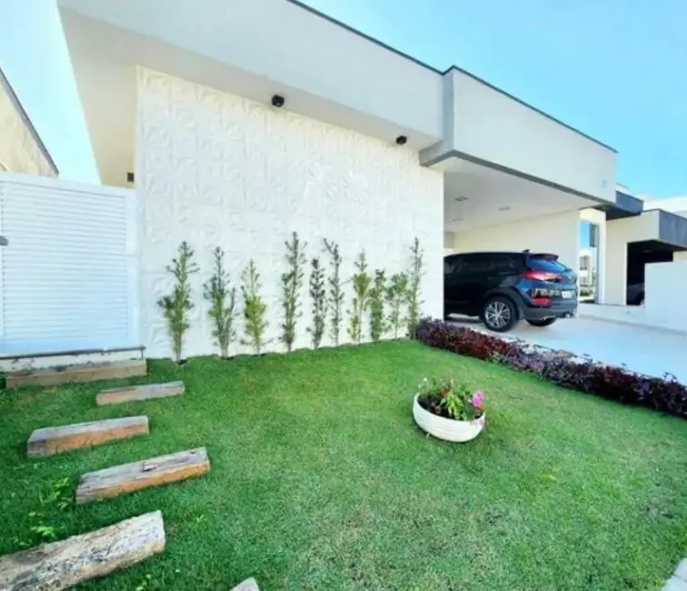 Foto 2 de Casa de Condomínio com 3 quartos à venda, 185m2 em Piracangaguá, Taubate - SP