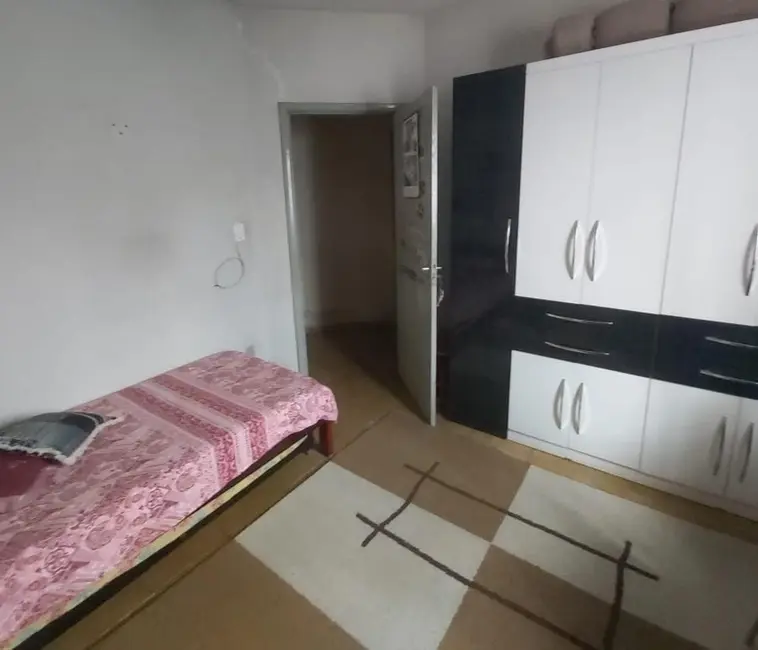 Foto 6 de Casa com 2 quartos à venda, 120m2 em Vila Passos, Lorena - SP