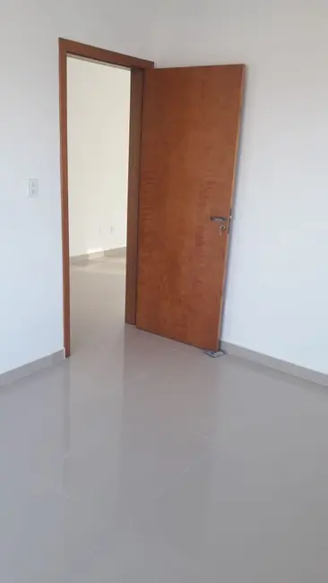 Casa de Condomínio com 3 quartos à venda, 140m2 em Pindamonhangaba - SP - imagem 4 Foto 4 de Casa de Condomínio com 3 quartos à venda, 140m2 em Pindamonhangaba - SP