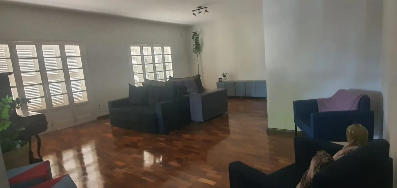 Foto 3 de Casa com 4 quartos à venda, 308m2 em Jardim Residencial Doutor Lessa, Pindamonhangaba - SP