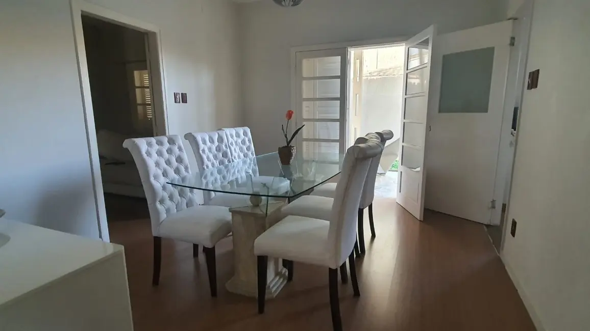Foto 5 de Casa com 4 quartos à venda, 308m2 em Jardim Residencial Doutor Lessa, Pindamonhangaba - SP