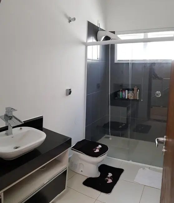 Foto 6 de Sobrado com 4 quartos à venda, 420m2 em Pindamonhangaba - SP