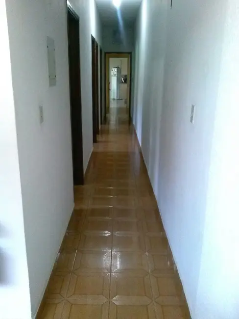 Foto 3 de Casa com 4 quartos à venda, 150m2 em Alto do Cardoso, Pindamonhangaba - SP