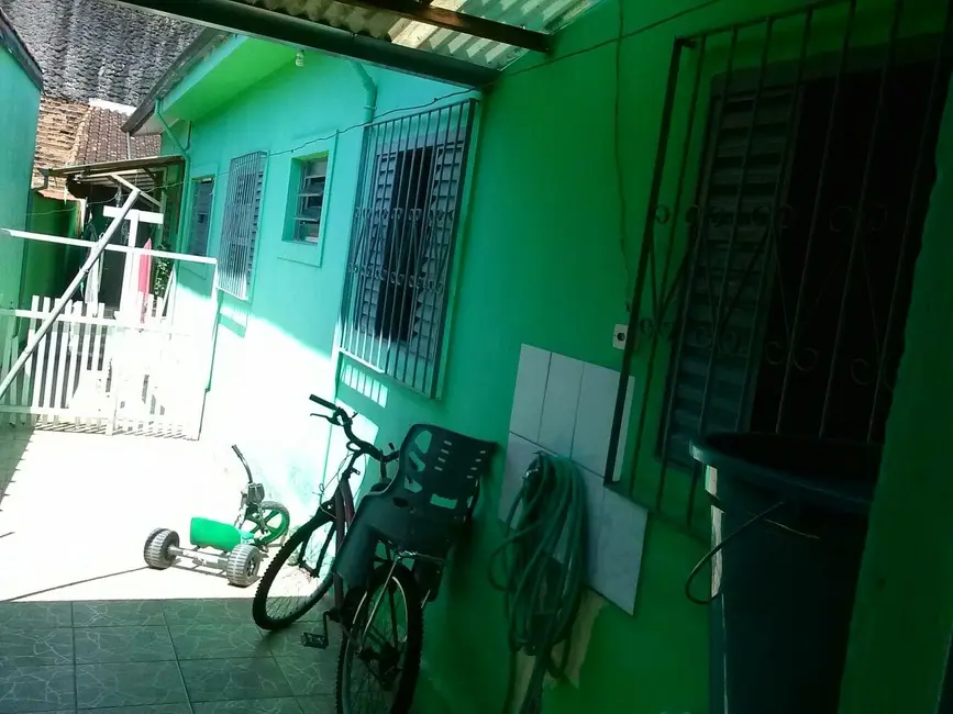 Foto 7 de Casa com 4 quartos à venda, 150m2 em Alto do Cardoso, Pindamonhangaba - SP