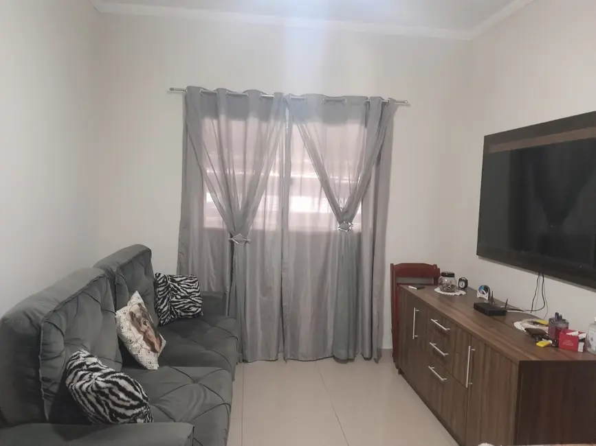 Foto 5 de Casa com 3 quartos à venda, 80m2 em Vista Alegre, Taubate - SP