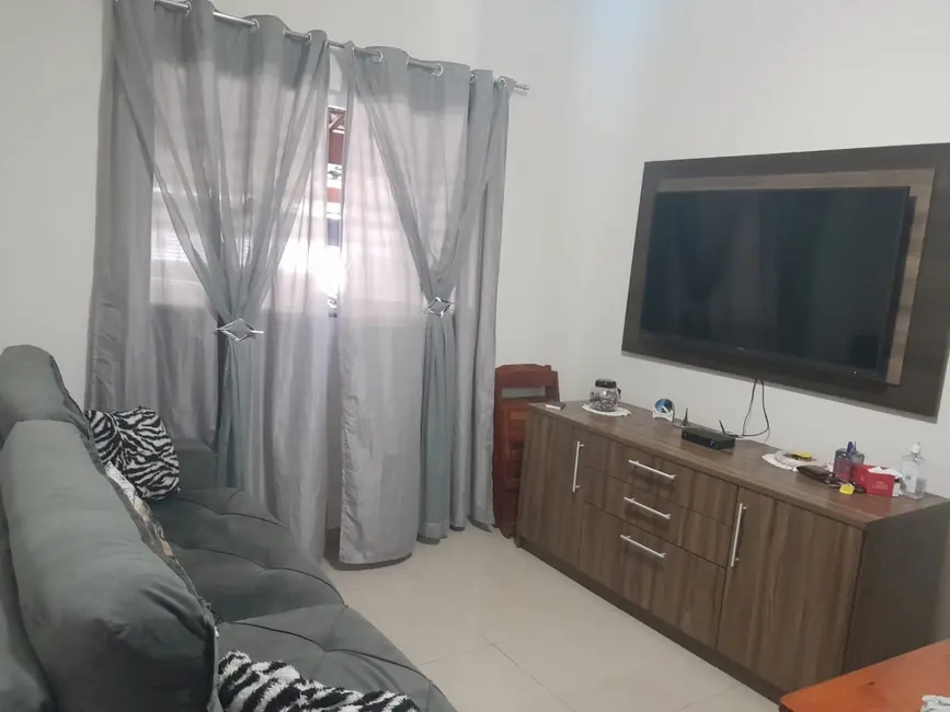 Foto 6 de Casa com 3 quartos à venda, 80m2 em Vista Alegre, Taubate - SP