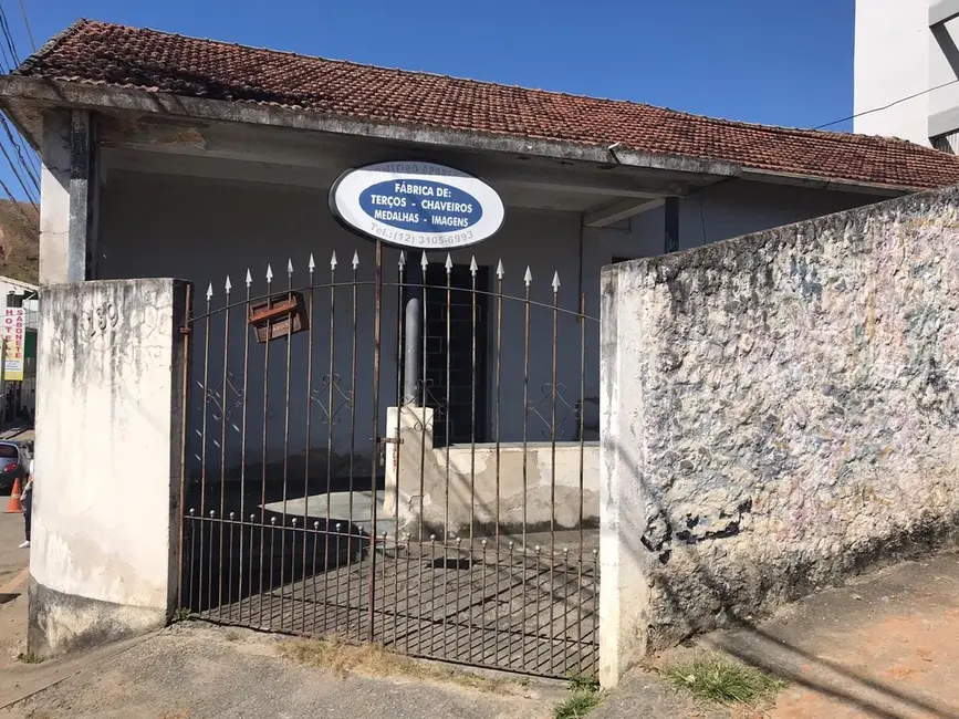 Casa à venda, 590m2 em Centro, Aparecida - SP - imagem 3 Foto 3 de Casa à venda, 590m2 em Centro, Aparecida - SP