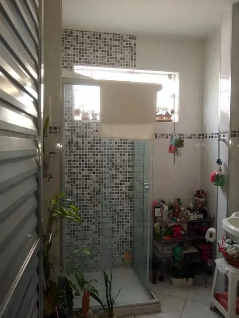 Sobrado com 4 quartos à venda, 350m2 em Aparecida - SP - imagem 4 Foto 4 de Sobrado com 4 quartos à venda, 350m2 em Aparecida - SP