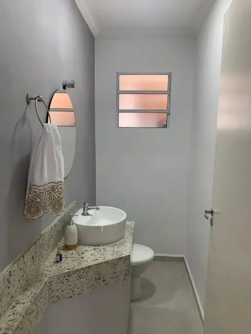 Foto 5 de Casa de Condomínio com 2 quartos à venda, 130m2 em Monte Belo, Taubate - SP