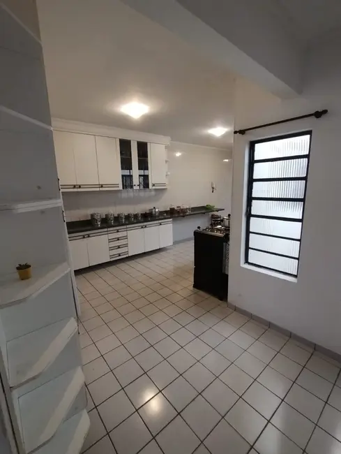 Foto 2 de Casa com 3 quartos à venda, 190m2 em Alto do Cardoso, Pindamonhangaba - SP