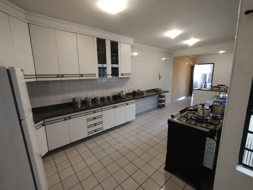 Foto 8 de Casa com 3 quartos à venda, 190m2 em Alto do Cardoso, Pindamonhangaba - SP