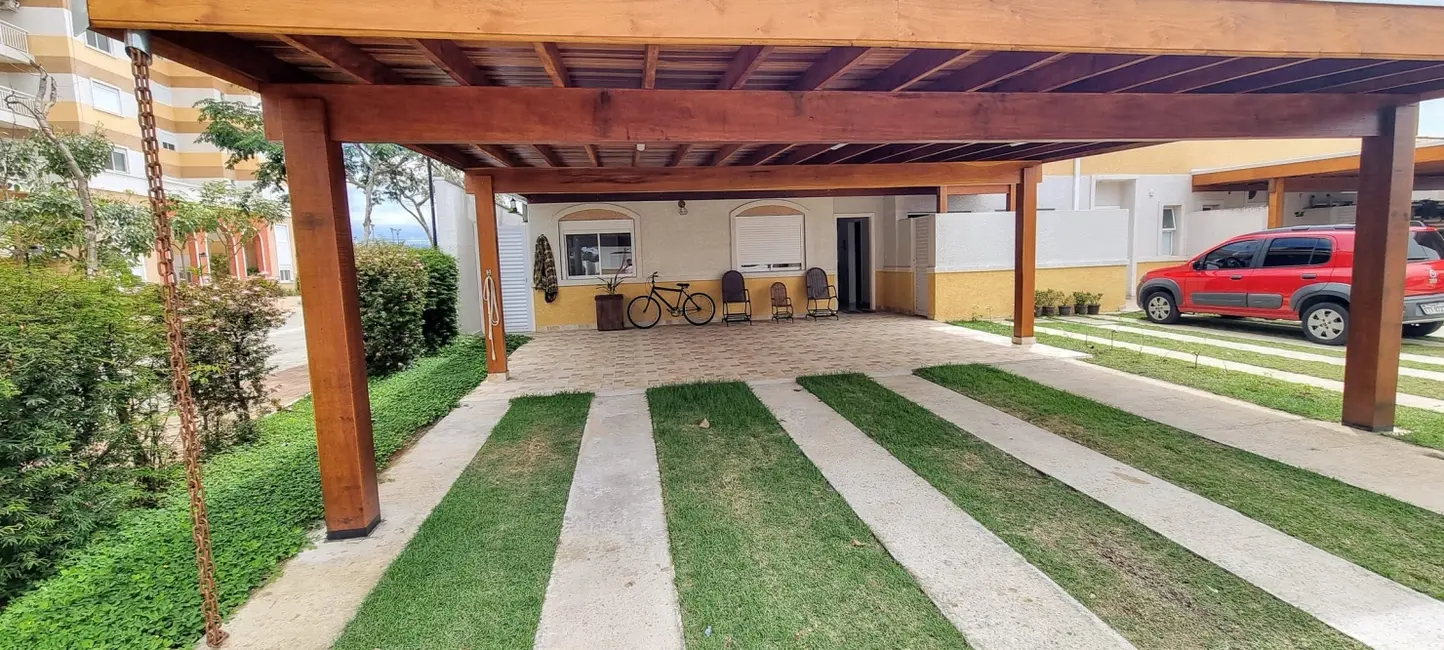 Foto 4 de Casa de Condomínio com 3 quartos à venda, 150m2 em Pindamonhangaba - SP