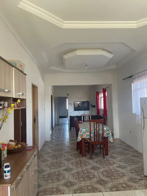 Foto 1 de Sobrado com 3 quartos à venda, 320m2 em Conjunto Residencial Araretama, Pindamonhangaba - SP