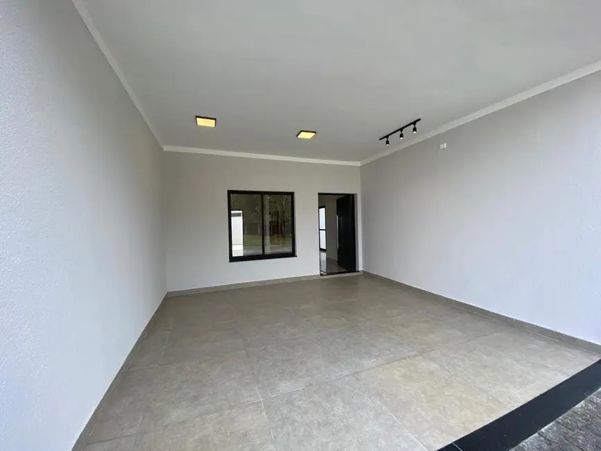 Foto 2 de Casa com 3 quartos à venda em Residencial Vila Romana, Pindamonhangaba - SP