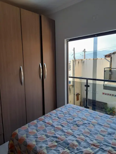 Foto 1 de Casa com 2 quartos à venda, 180m2 em Pindamonhangaba - SP