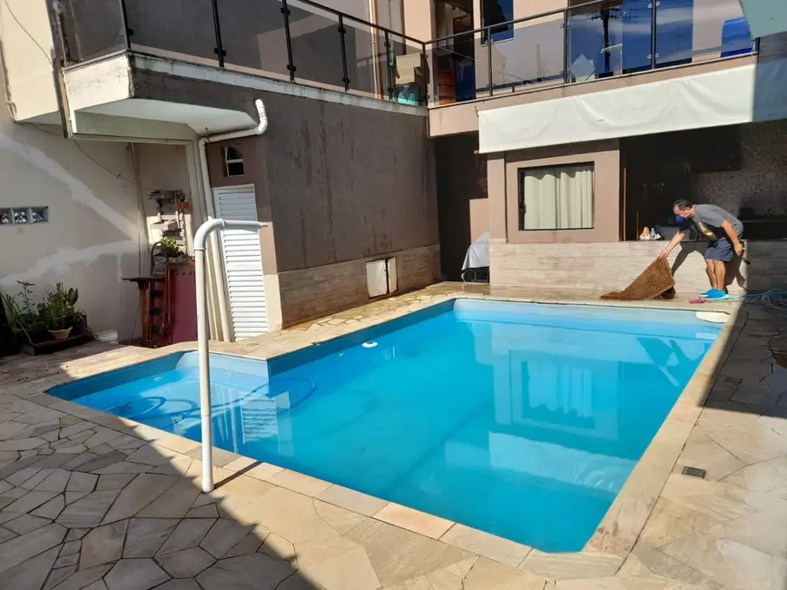 Foto 8 de Casa com 2 quartos à venda, 180m2 em Pindamonhangaba - SP