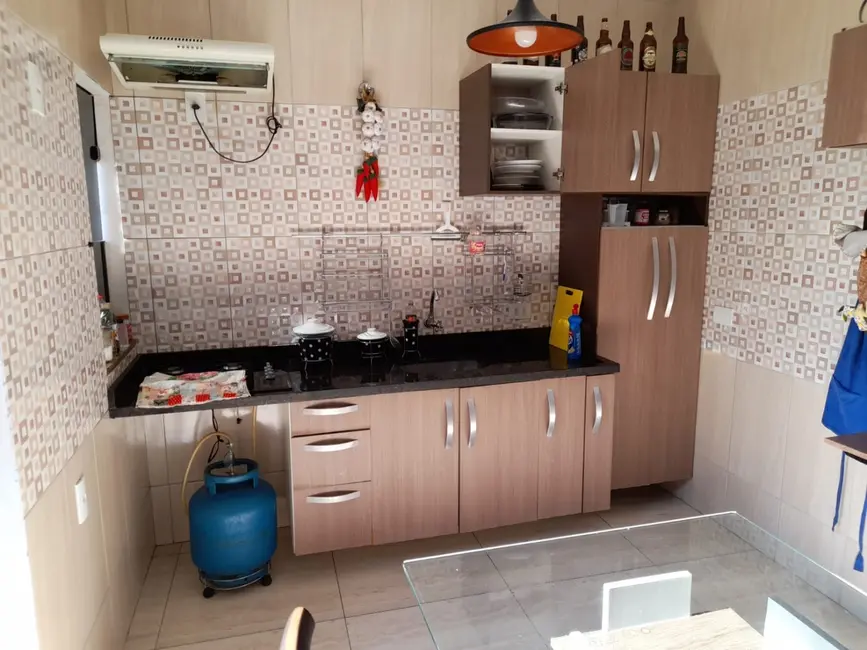 Foto 4 de Casa com 2 quartos à venda, 180m2 em Pindamonhangaba - SP