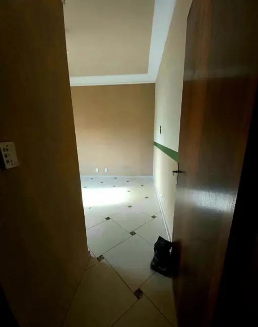 Foto 8 de Casa com 3 quartos à venda, 375m2 em Jardim Residencial Doutor Lessa, Pindamonhangaba - SP