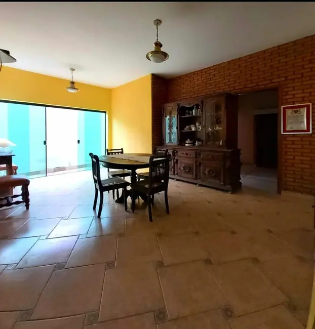 Foto 4 de Casa com 3 quartos à venda, 375m2 em Jardim Residencial Doutor Lessa, Pindamonhangaba - SP