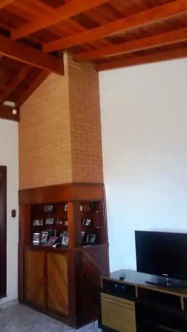 Foto 9 de Casa com 3 quartos à venda, 179m2 em Santana, Pindamonhangaba - SP