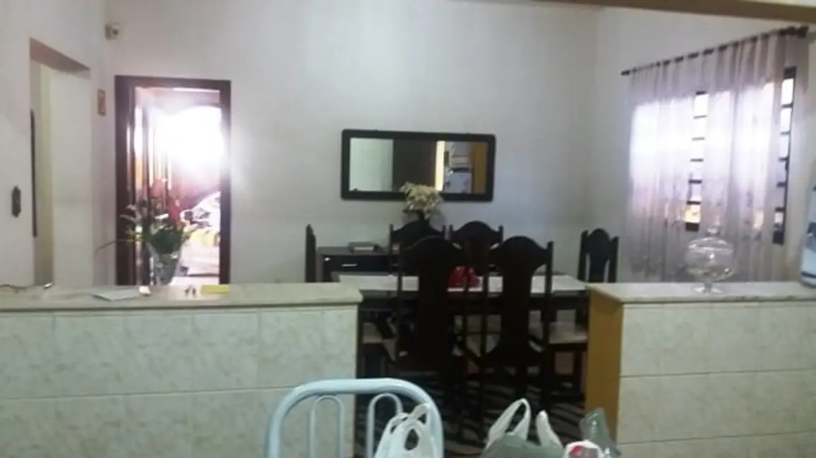 Foto 6 de Casa com 3 quartos à venda, 179m2 em Santana, Pindamonhangaba - SP