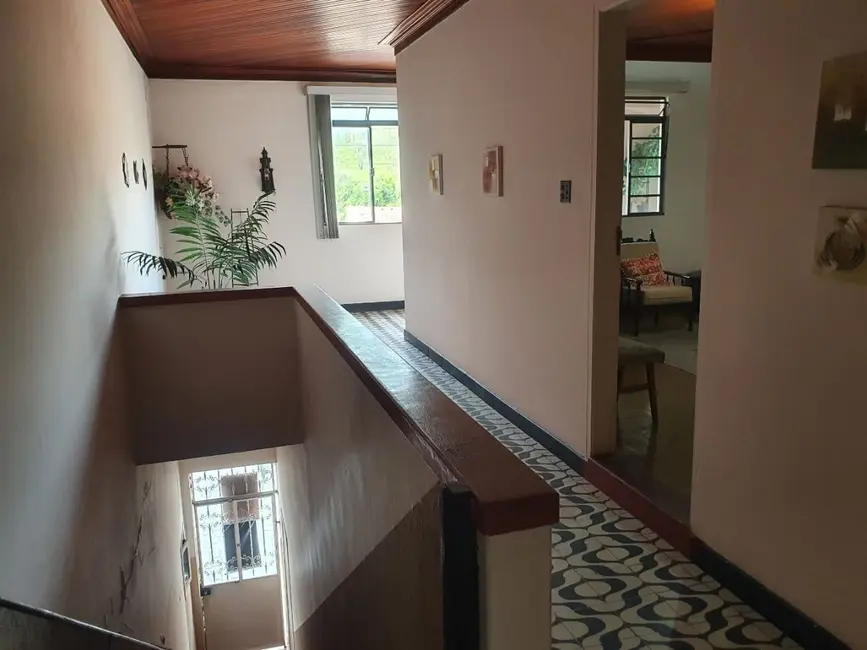 Foto 6 de Sobrado com 4 quartos à venda, 610m2 em Pedreira, Guaratingueta - SP