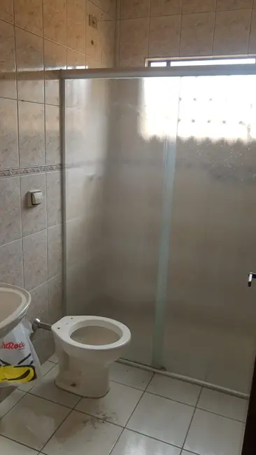 Foto 4 de Casa com 2 quartos para alugar, 90m2 em Vila Santa Fé, Taubate - SP