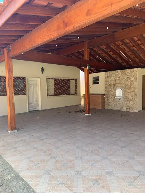 Foto 15 de Casa à venda, 366m2 em São Benedito, Pindamonhangaba - SP