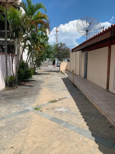 Foto 1 de Casa à venda, 366m2 em São Benedito, Pindamonhangaba - SP