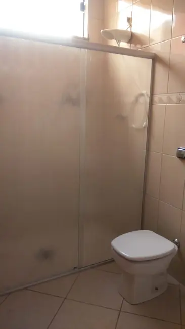 Foto 9 de Casa com 2 quartos à venda, 200m2 em Mombaça, Pindamonhangaba - SP