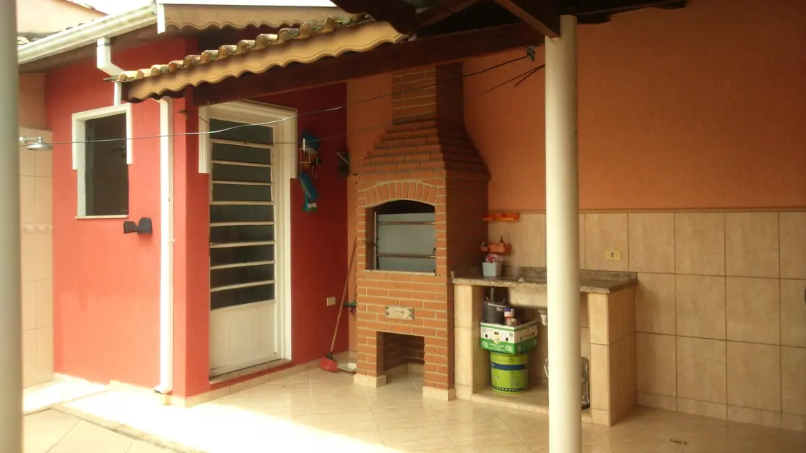 Foto 3 de Casa com 2 quartos à venda, 200m2 em Mombaça, Pindamonhangaba - SP