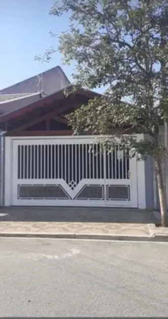 Foto 1 de Casa com 2 quartos à venda, 68m2 em Taubate - SP