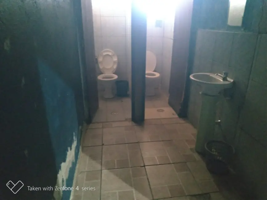 Foto 4 de Casa com 2 quartos para alugar, 200m2 em São Gonçalo, Taubate - SP