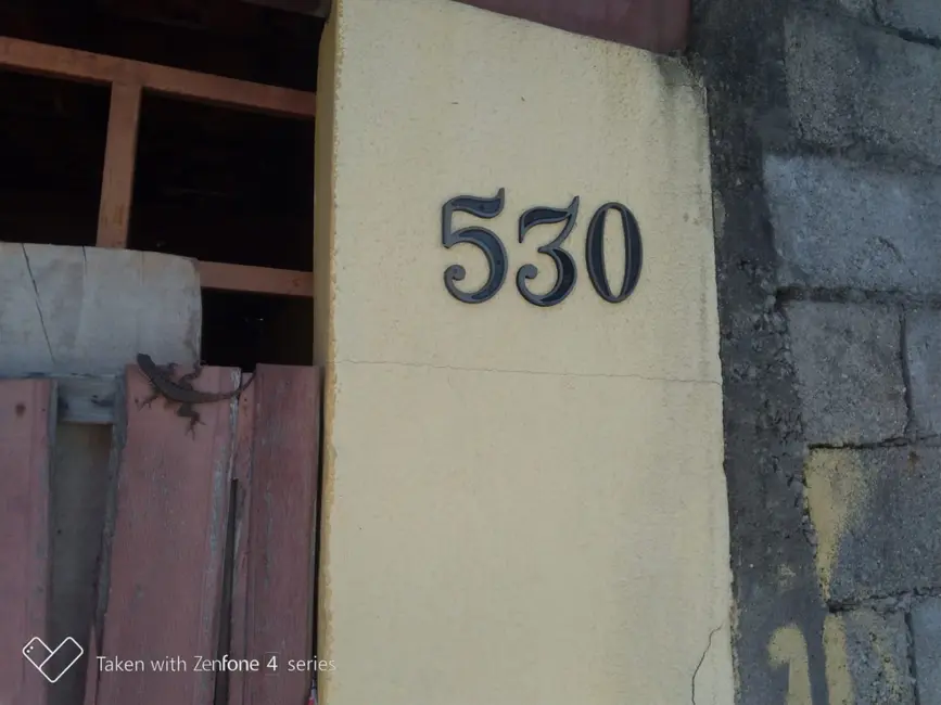 Foto 7 de Casa com 2 quartos para alugar, 200m2 em São Gonçalo, Taubate - SP